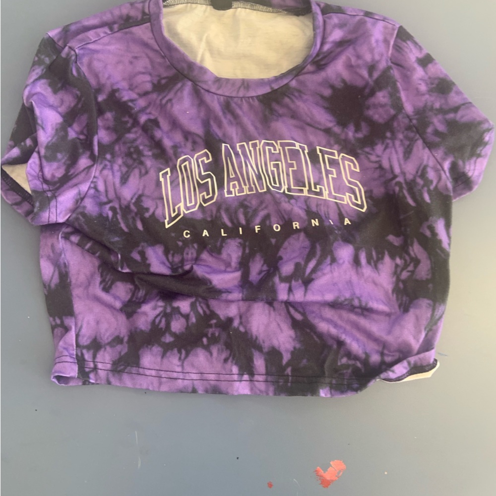 Los Angeles Cropped Tee. Purple.